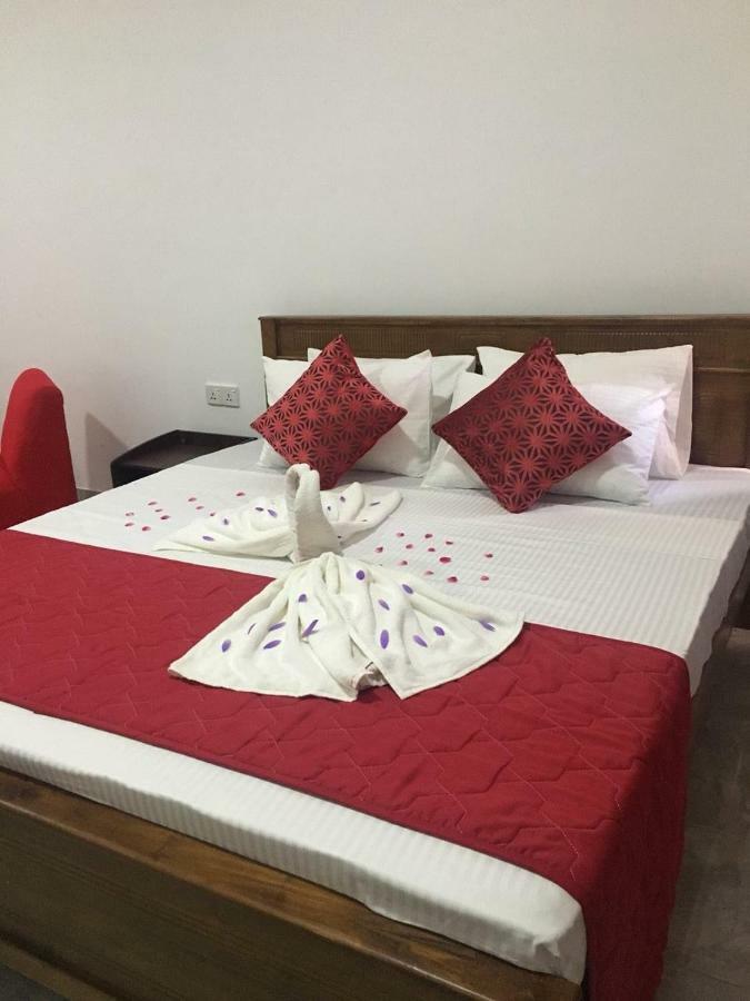 Grand Opera Hotel 3*